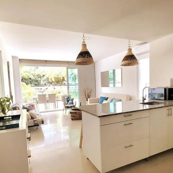 Beachfront Condo - Apto de playa - Morros III、カルタヘナ・デ・インディアスのホテル