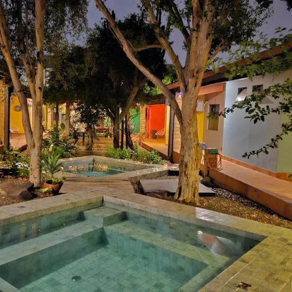 Casa Alamanda - Posada Urbana, hotel v destinaci Ciudad del Este