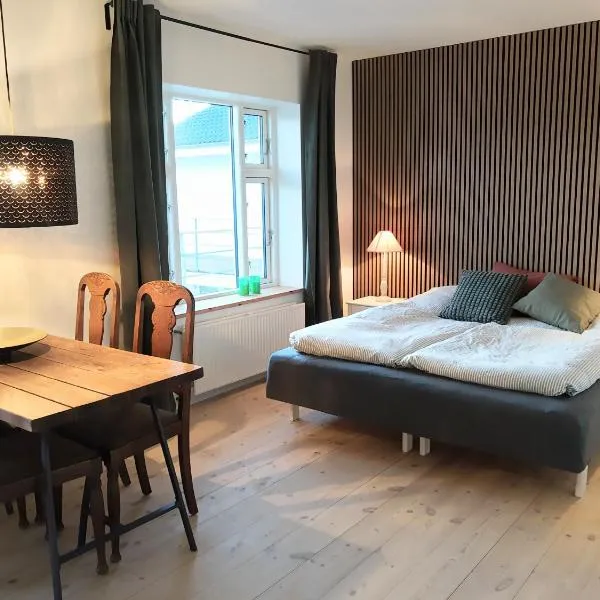 Mols Bed & Breakfast、Knebelのホテル