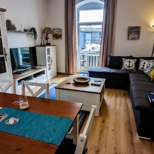Fewo Sanddüne nur wenige Minuten vom Hafen und Strand entfernt, Hotel in Laboe