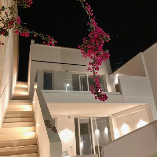 ITACA, casa vacanze a Casuzze, hotel in Marina di Ragusa