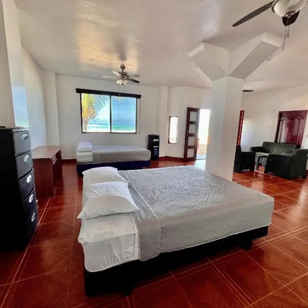 Suite Frente al Mar, hotel in Puerto Villamil