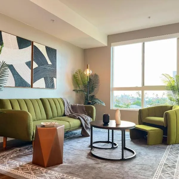 Luxurious Hollywood Home City View - Free Parking 10mins to Universal Studios, hotel in Los Angeles
