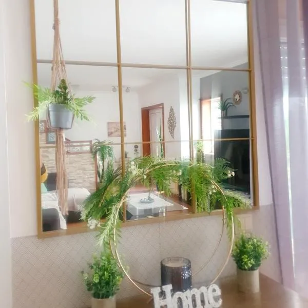 Grace House, hotel in Belinho