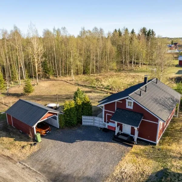 Aidattu omakotitalo - Palju lisämaksusta, hotel in Kalajoki