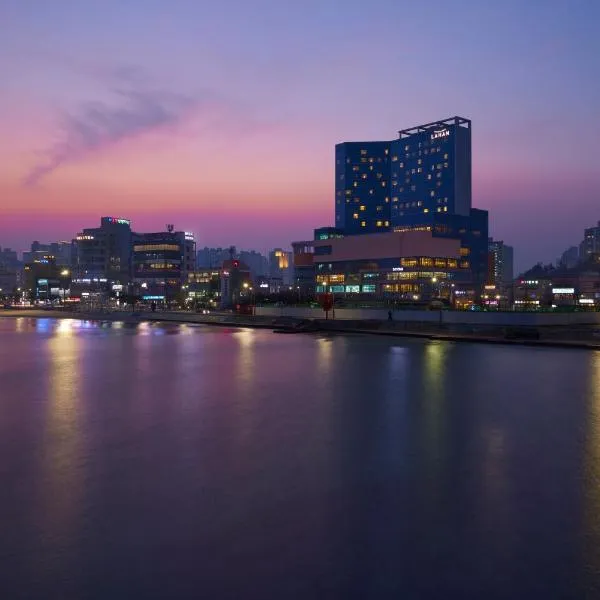 Lahan Hotel Pohang, hotel v destinaci Pchohang