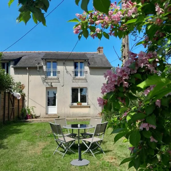 Gîte nature à La Chapelle de Brain, hotell i La Chapelle-de-Brain