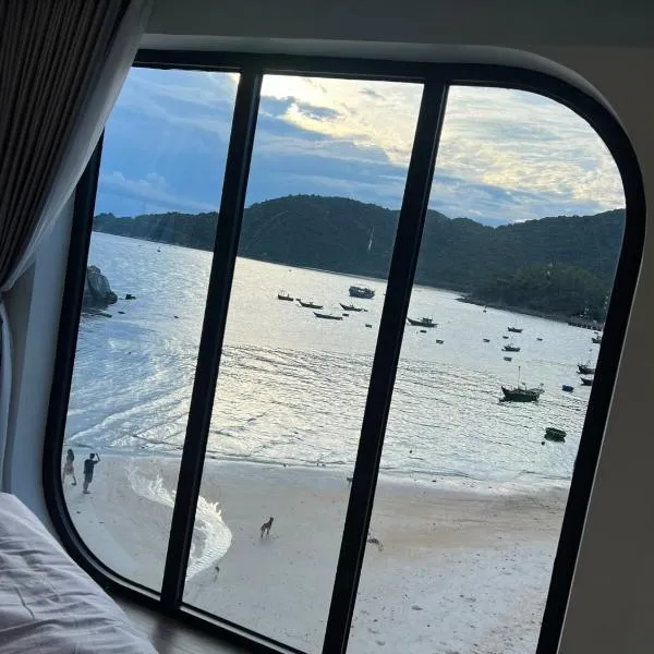The Coral Homestay & Pub, hotel v destinaci Tân Hiệp