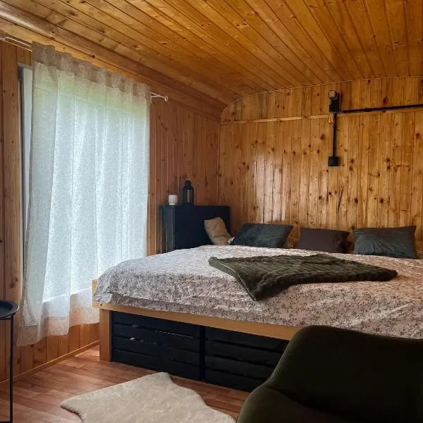 Maringotka Ovčárka, hotel v destinaci Čestín