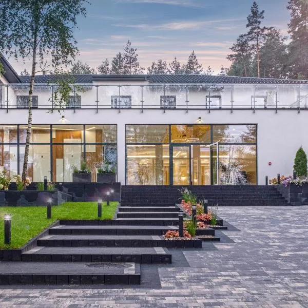 Hotel Przystań Przy Lesie, hotel v destinácii Lewiczyn