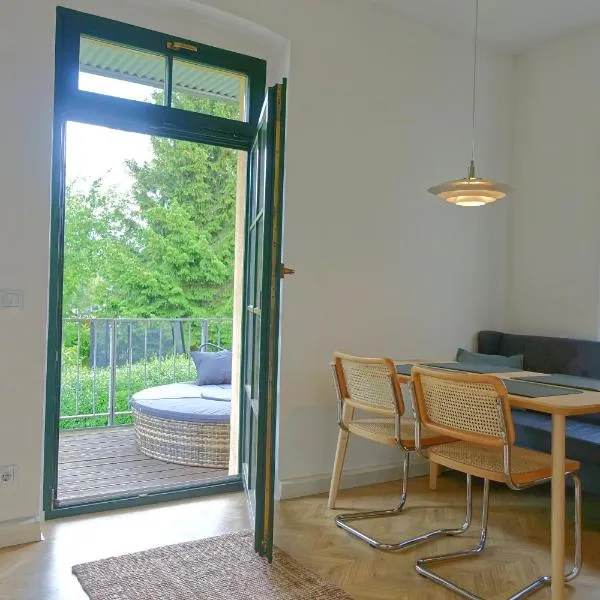FEWO mit Sauna & Gartenblick, hotel a Neustadt in Sachsen