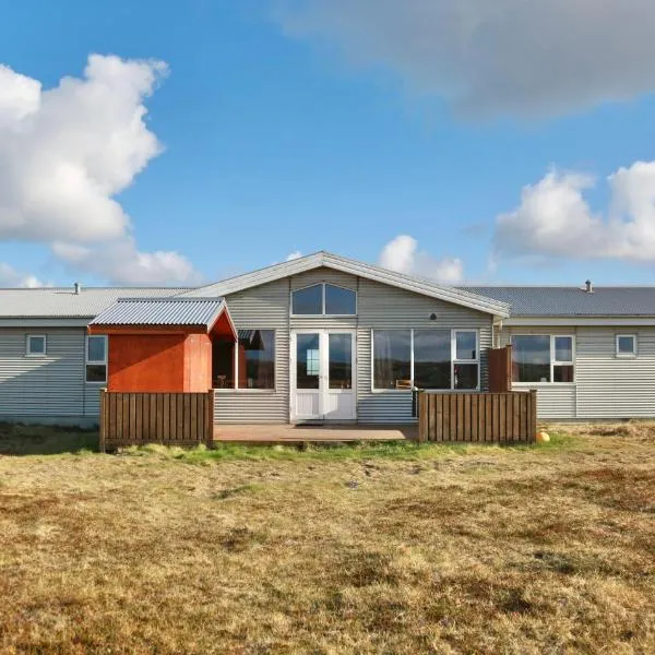 エルドハルン ホリデー ホーム（Eldhraun Holiday Home）、キルキュバイヤルクロイストゥルのホテル