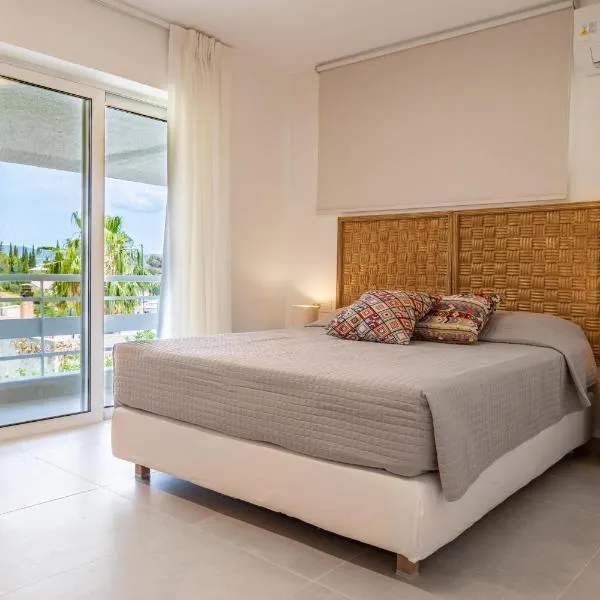 Arancia Elegant Rooms and Suites, hotel v destinaci Tolo