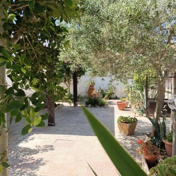 Villa Ottavia, hotel v destinaci Torre Lapillo