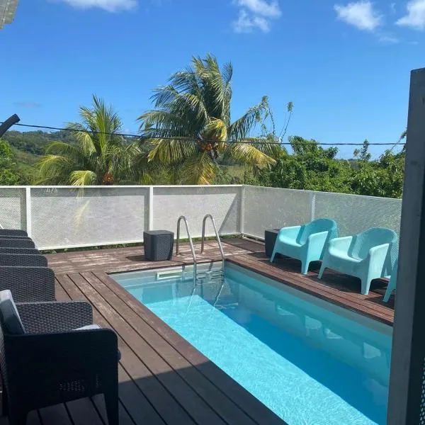 Le domaine de Périolat, hotel v destinaci Le François