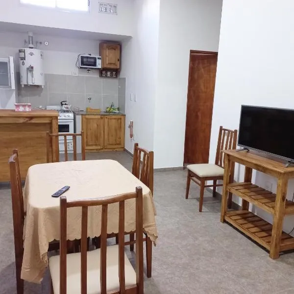 Departamento Alquiler Temporal Zona La Rural, hotel in San Carlos de Bolívar