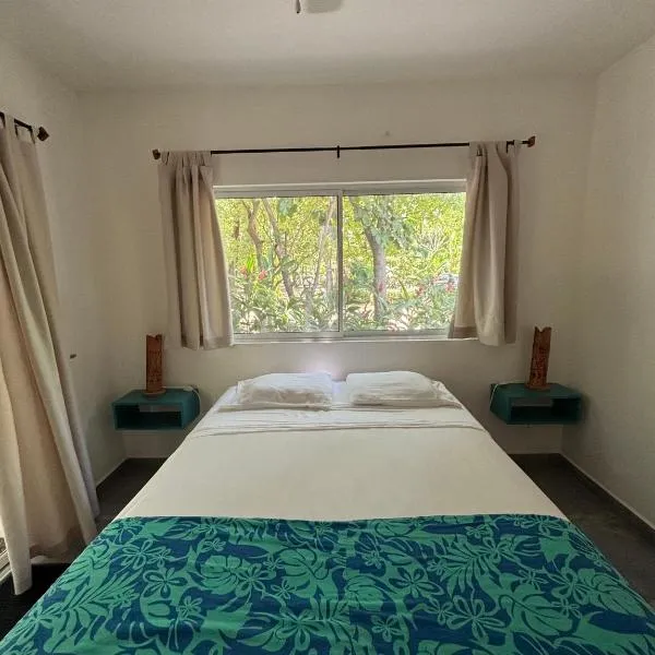Casa Mariposa, hotel in Tola