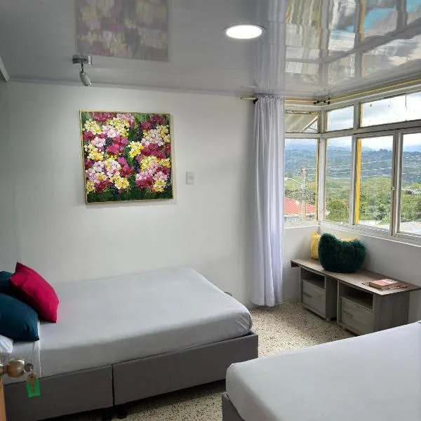 ZIVÁ HOSTAL, hotel v destinaci Filandia