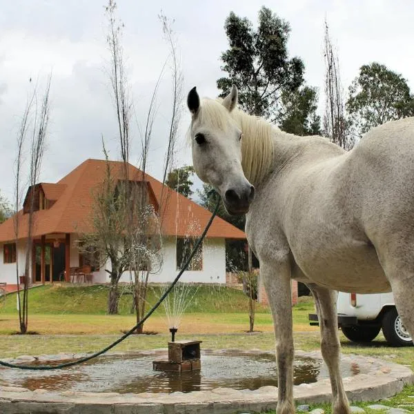 Casa Ecológica Al Pie Del Volcán, hotel v destinaci Otavalo