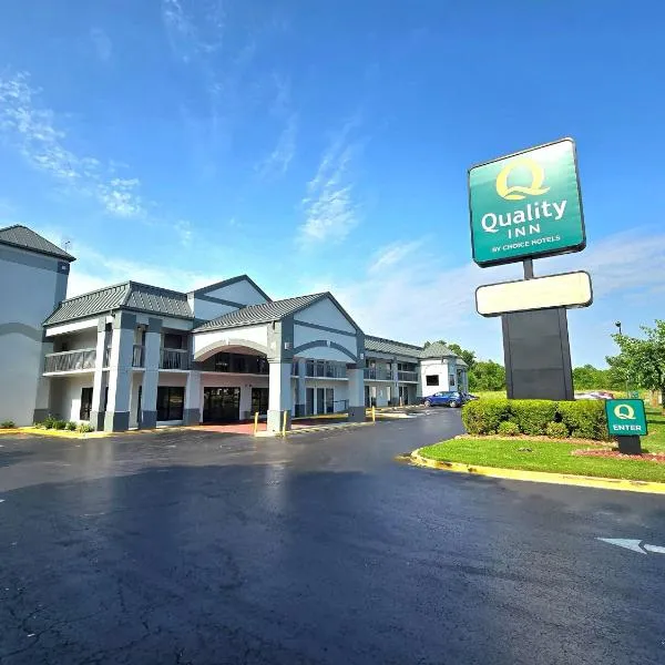 Quality Inn Fort Campbell-Oak Grove, hotell i Oak Grove