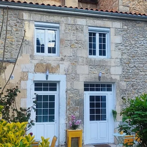 Viesnīca Le CocoOn Doré pilsētā Puatjē