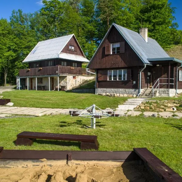 Rodinné chaty MORAVANPARK - Ubytování v srdci Valašska, hotel v Podkopné Lhotě