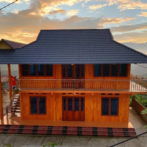 Homestay Trúc Sơn, hotel Hong Ha városában