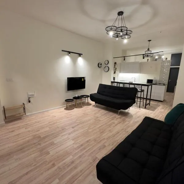 Batroun Modern Guest house, hotel in Batroûn