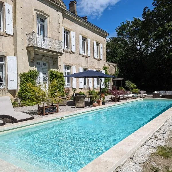 Chateau de Thuries, hotel v destinaci Revel