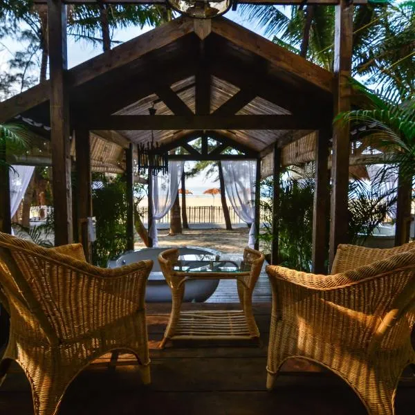 LaRiSa By The Beach, Morjim, hotel in Morjim
