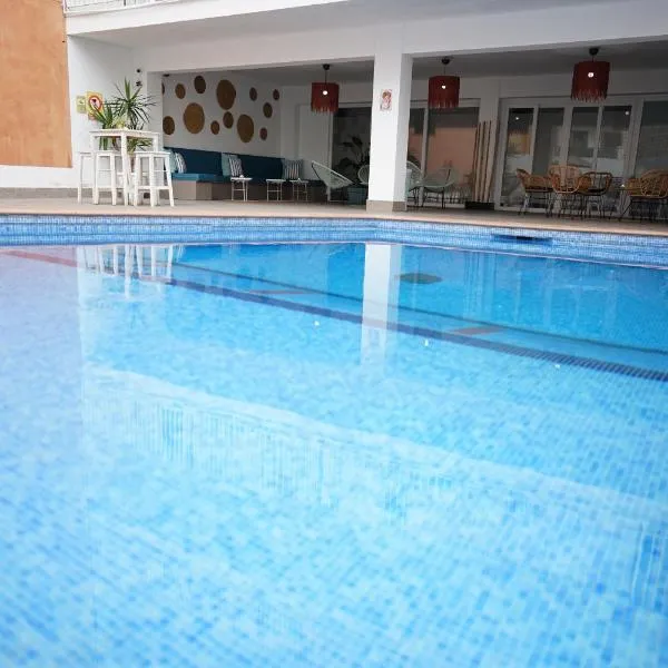 Hotel Teide: El Arenal şehrinde bir otel