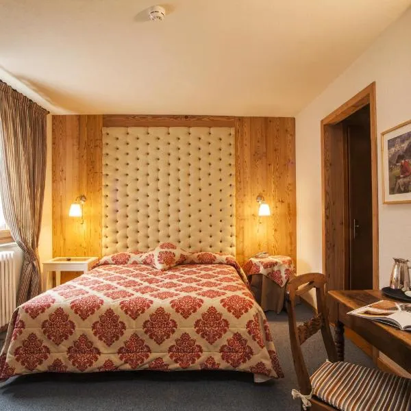 Hotel Ruitor, hotel din Gressan