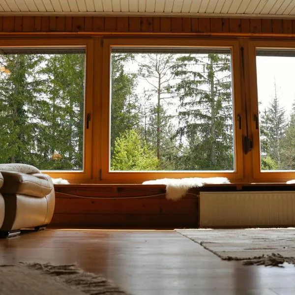 Cottage of peace, Ljubljana area, hotel in Rakitna