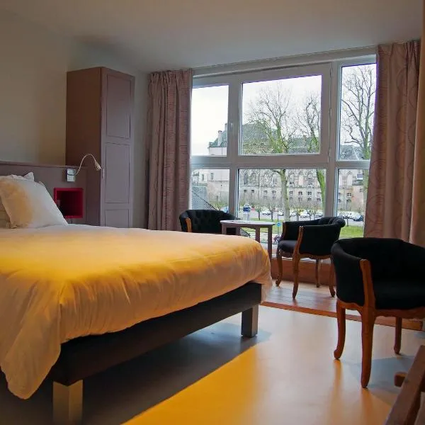 Logis Hôtel Les Pages – hotel w mieście Lunéville