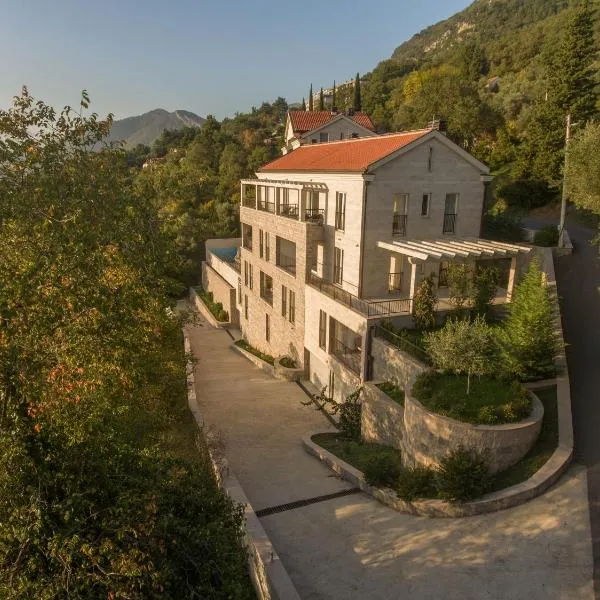 Panorama Bay Luxury Apartments, hotel in Kotor