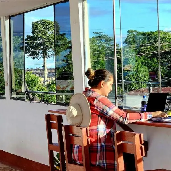 Iquitos Coliving, hotel in Santo Tomas