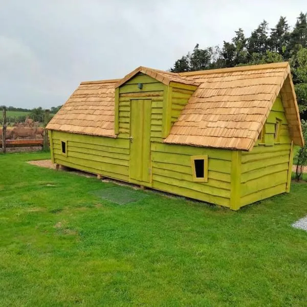 Cabane - La Forest, hotel v destinaci Épuisay