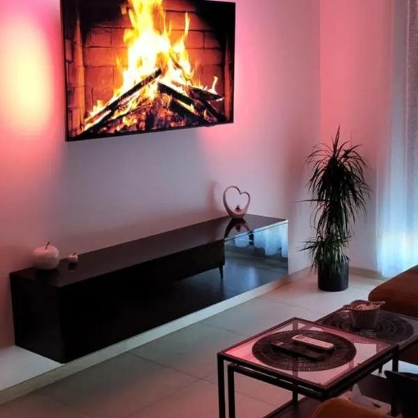 Apartament JB 56m2 parking,balkon,2sypialnie, hotel in Legnica