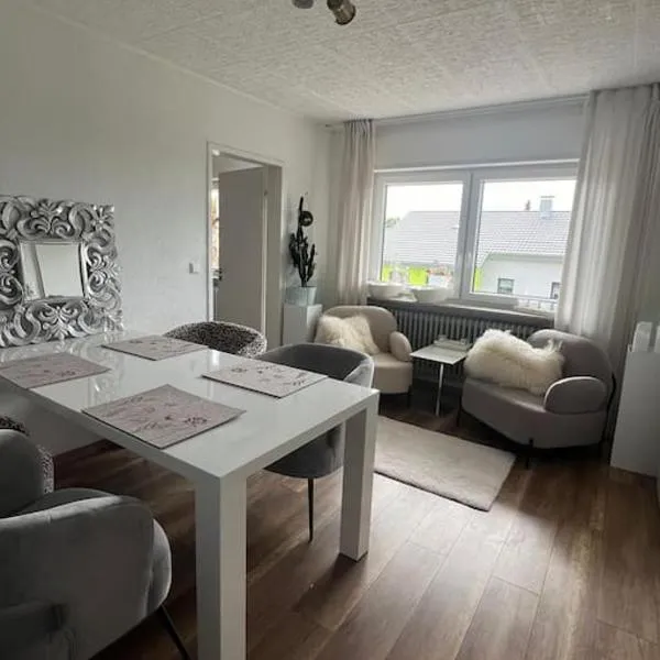 Ferienwohnung Firmenwohnung Nähe Maulbronn Badesee, hotel in Ölbronn-Dürrn