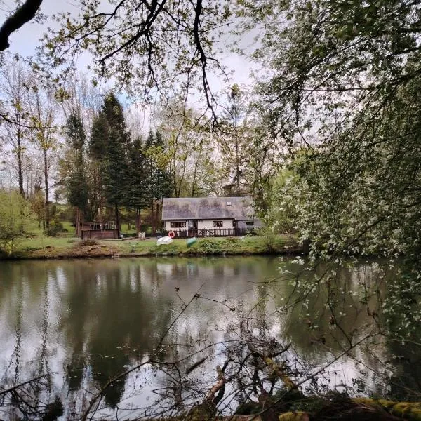 Lakeside, hotel in Sourdeval