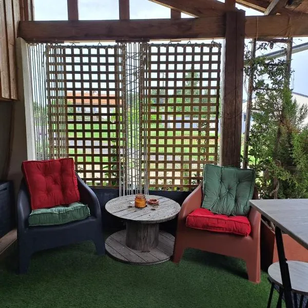 La P'tite Cabane, hotell sihtkohas Iteuil