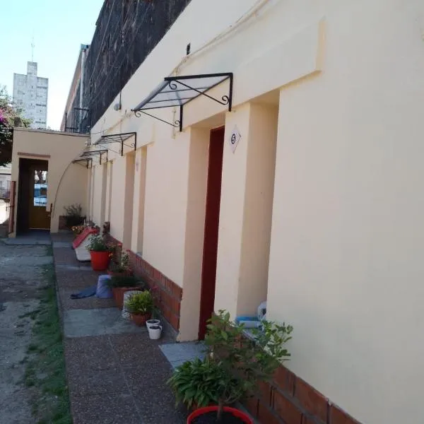 Departamento céntrico Belgrano、レコンキスタのホテル