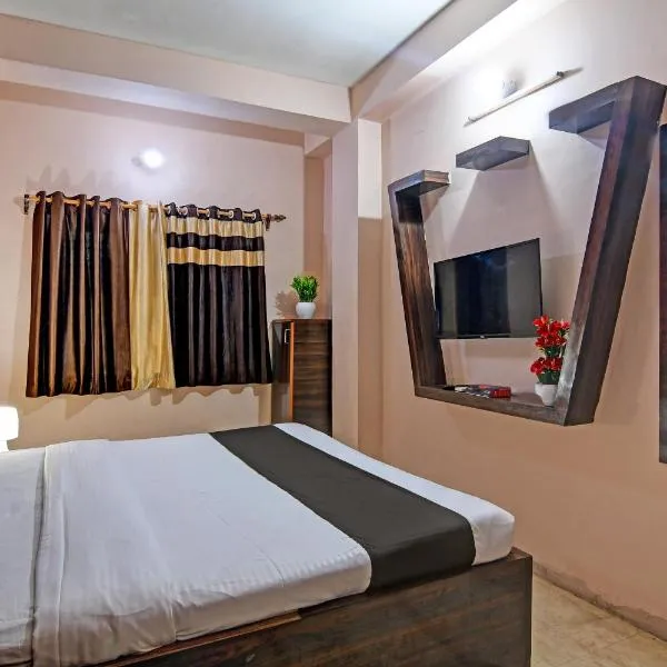 HOTEL DASH LIVING, hotel v destinácii Madhyamgram