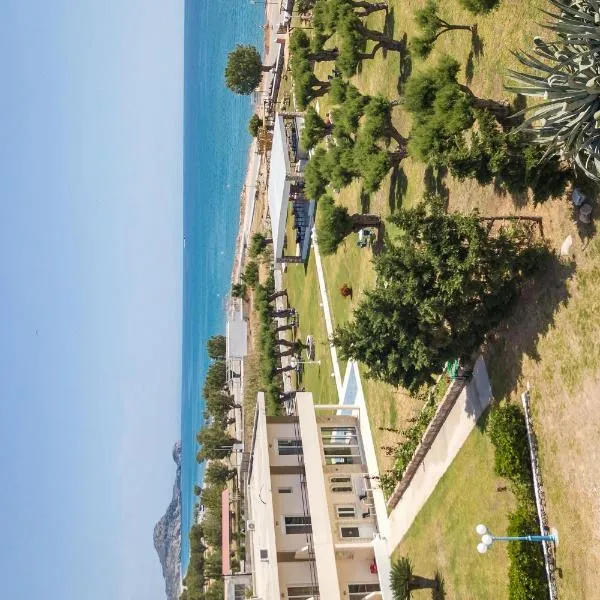 Al Mare Apartments, hotel in Afantou