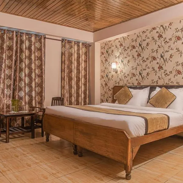 Hotel Atithi Mall Road, hotel sa Mundaghat 