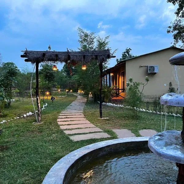 Grand Narmada Homestay Resort-Bandhavgarh, hotel en Tāla