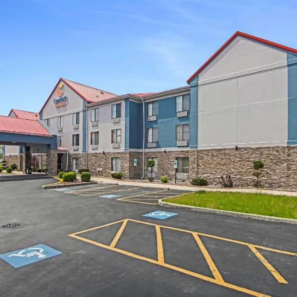 Comfort Suites near I-80 and I-94, hotel v destinaci Lansing