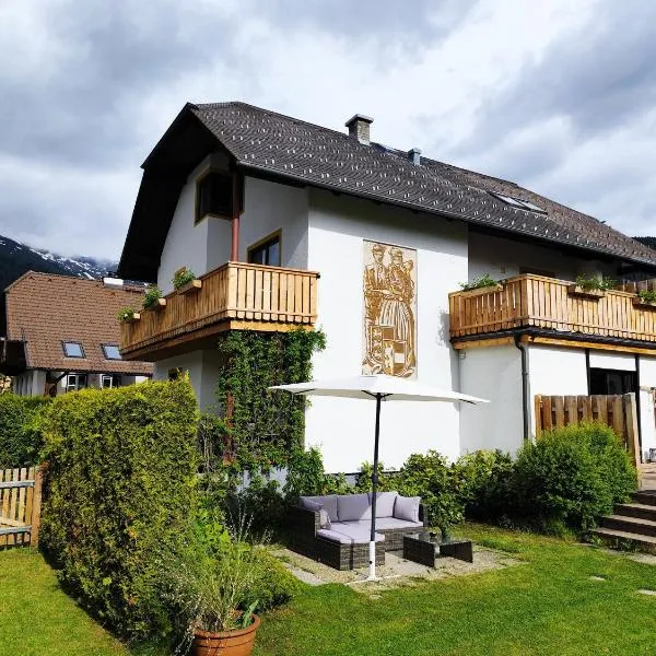 Haus Katris, hotel v destinaci Mauterndorf