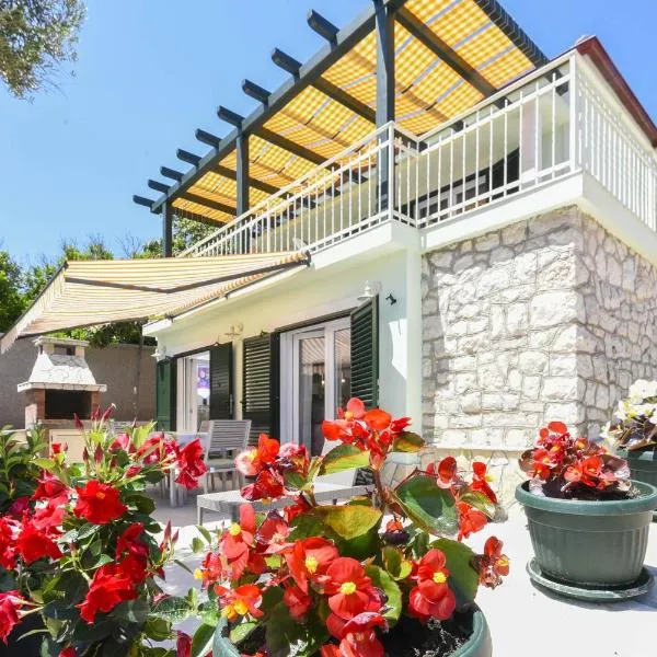 Holiday Villa Oliva, hotel a Orebić (Sabbioncello)