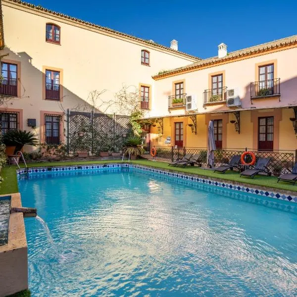 Hotel Alcázar de la Reina, hotel v destinaci Carmona